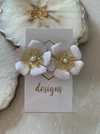 White and Yellow Flower Studs
