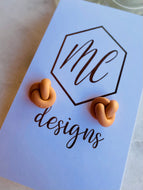 Knot studs