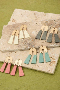 ARCH METAL & WOOD DROP EARRINGS