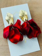 Small Petal Earrings Gold Leaf Top