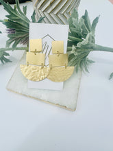 Matte Gold Tiered Earring