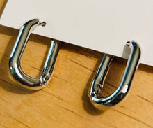 Small Simple Oblong Hoops