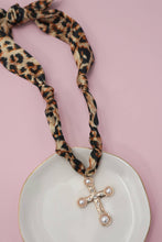 HANDMADE SCARF NECKLACE - HEART