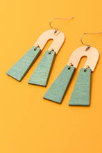 ARCH METAL & WOOD DROP EARRINGS