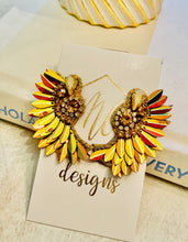 Circle Rhinestone Wing Earringstone