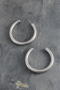 CLASSIC SHINY CHUNKY HOOPS EARRINGS 1.75 INCH