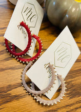 Threaded Hoop with Gold