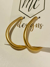 Small Oblong Hoops