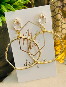 Irregular Gold Circle with Tops