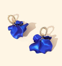 New Petal Earrings Medium Size