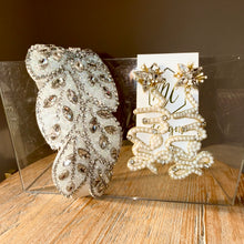 Mrs. Pearl Beaded Earrings