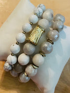 Elegant White Gray Bracelet Set