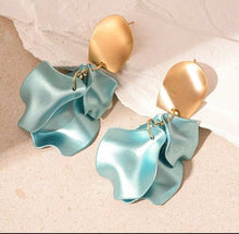 Shimmery Petal Earrings