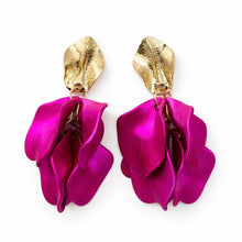 Small Petal Earrings Gold Leaf Top
