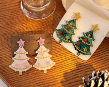 Traditional Christmas Tree Earrings