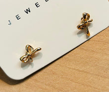 Tiny Minimalistic Simple Bow Studs