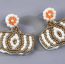 Sm/med Beaded Pumpkin Earrings Halloween