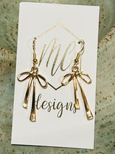 Dainty Gold Bow Earrings