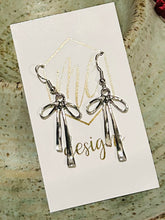 Dainty Gold Bow Earrings