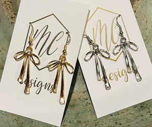 Dainty Gold Bow Earrings