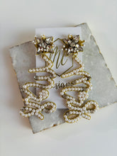 Mrs. Pearl Beaded Earrings