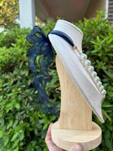 Pearl Bow Necklace