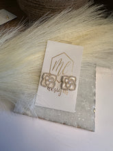 Flower Pearl Stud Earrings