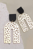GOLD CUTOUT ARCH SHAPE DROP EARRINGS