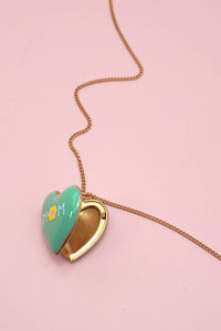 COLORFUL FLOWER LOCKET NECKLACE
