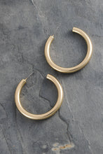 CLASSIC SHINY CHUNKY HOOPS EARRINGS 1.75 INCH