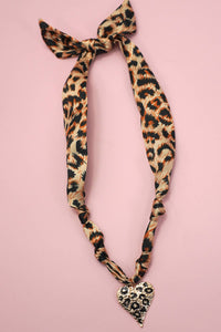 HANDMADE SCARF NECKLACE - HEART