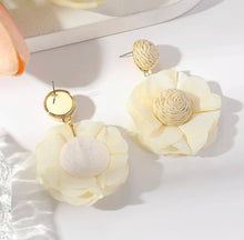 Flower Rattan Earrings