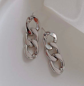 Chain Link Earrings