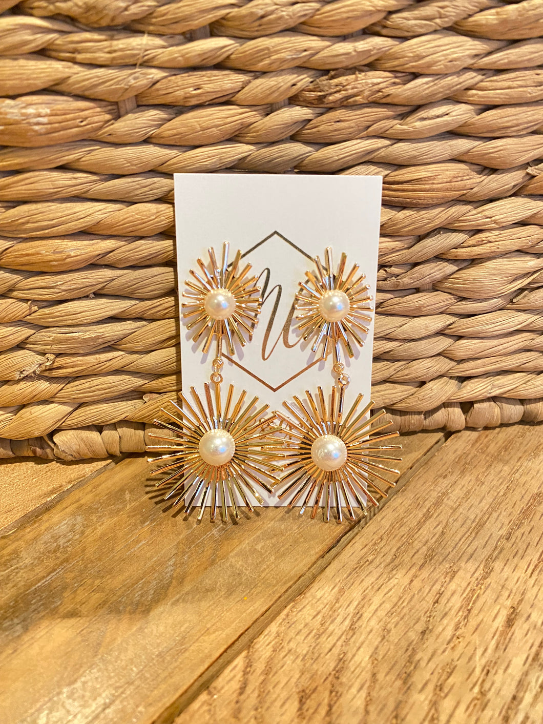 Pearl Starburst Firework Elegant Earrings