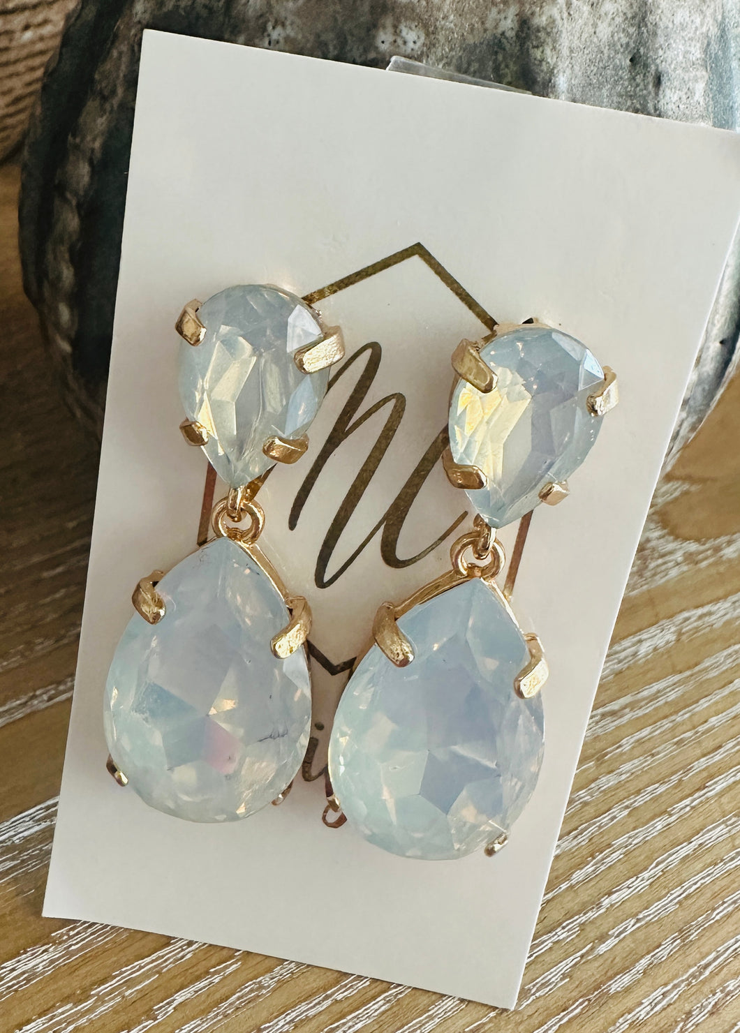 Jeweled waterdrop earring
