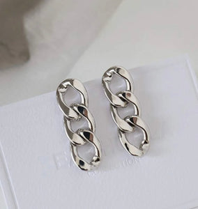 Chain Link Earrings