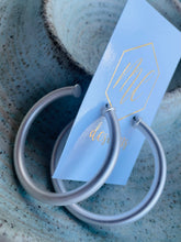 OG Classy Round Matte Hoops 57mm