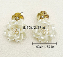 Wedding Pearlized Flower Cluster Earrings