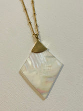 Diamond Shaped Mother of Pearl Necklace