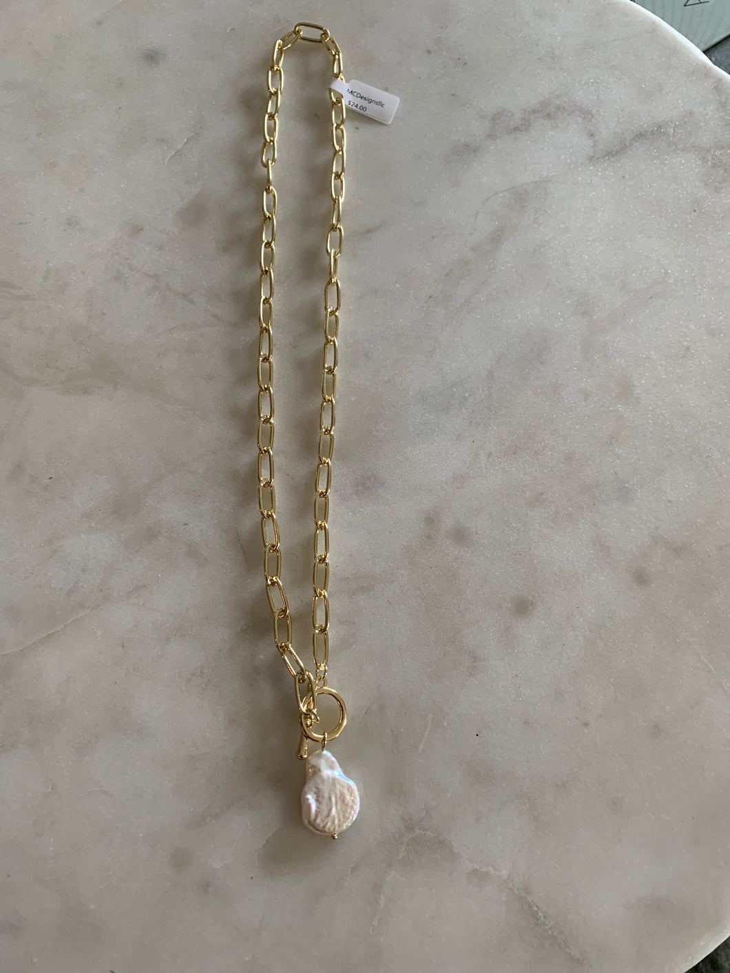Shell chain choker necklace