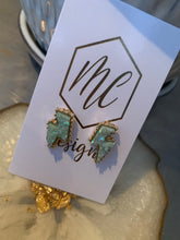 Lightning druzy stud