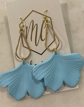 Pastel ginkgo leaf earrings with gold circle teardrop