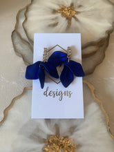 Petal Earrings Rhinestone Top