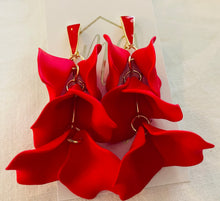 Reverse Petal Earrings with Triangle Drop