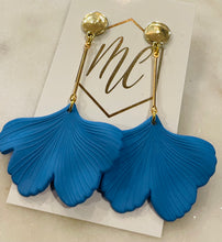 Ginkgo Leaf Petal Drop Earrings