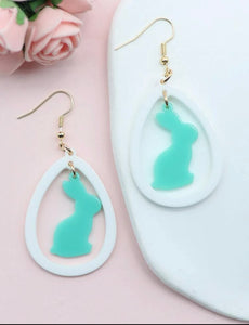 Teardrop Bunny Easter Earring