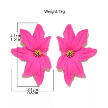 Poinsettia Flower Stud