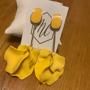 Dropped Flower Petal Earrings