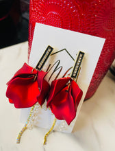 Rhinestone Accent Petal Acrylic Earrings