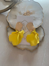 Gold Dangle Flower Petal Earring